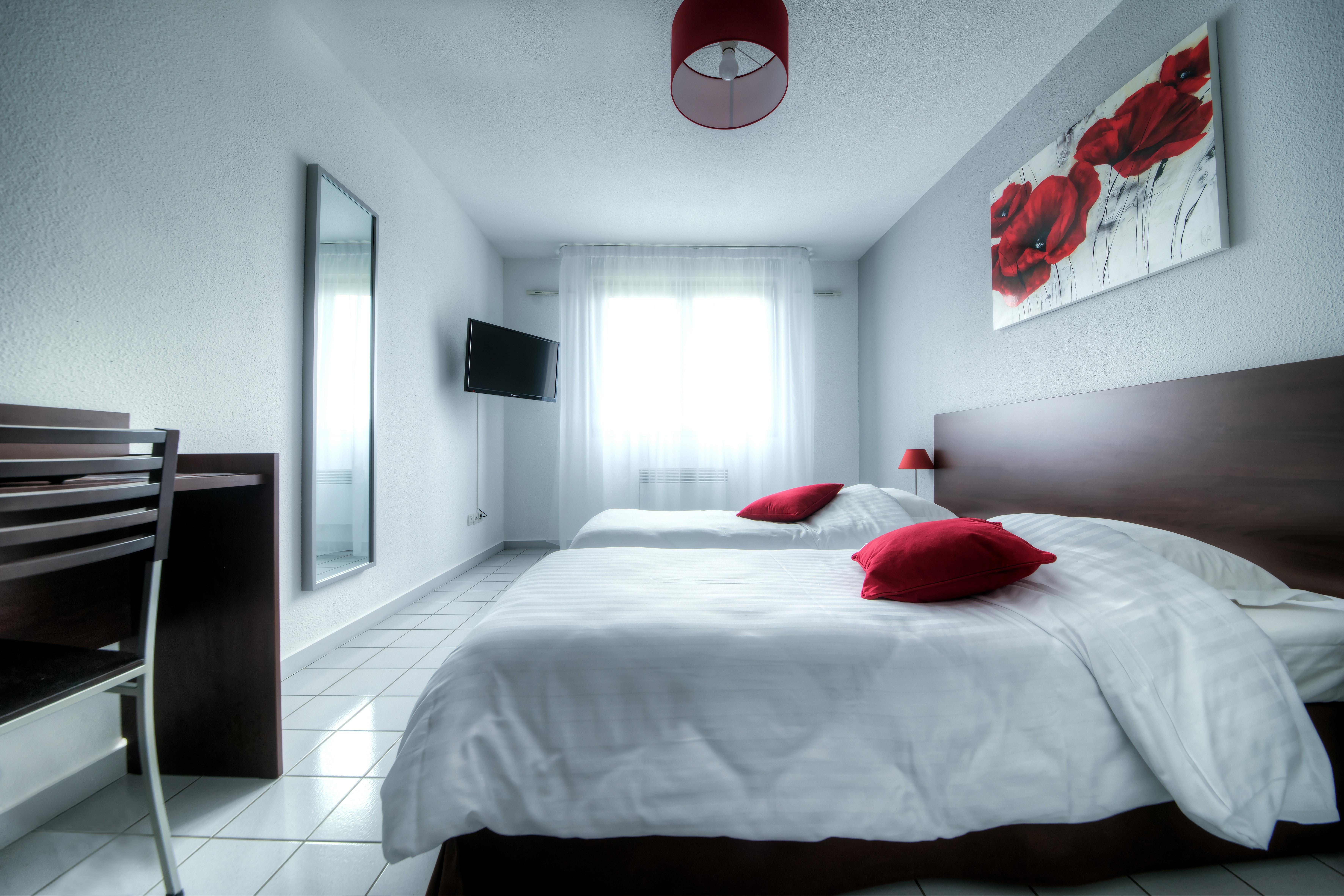 Zenitude Hôtel-Résidences La City Besançon Esterno foto