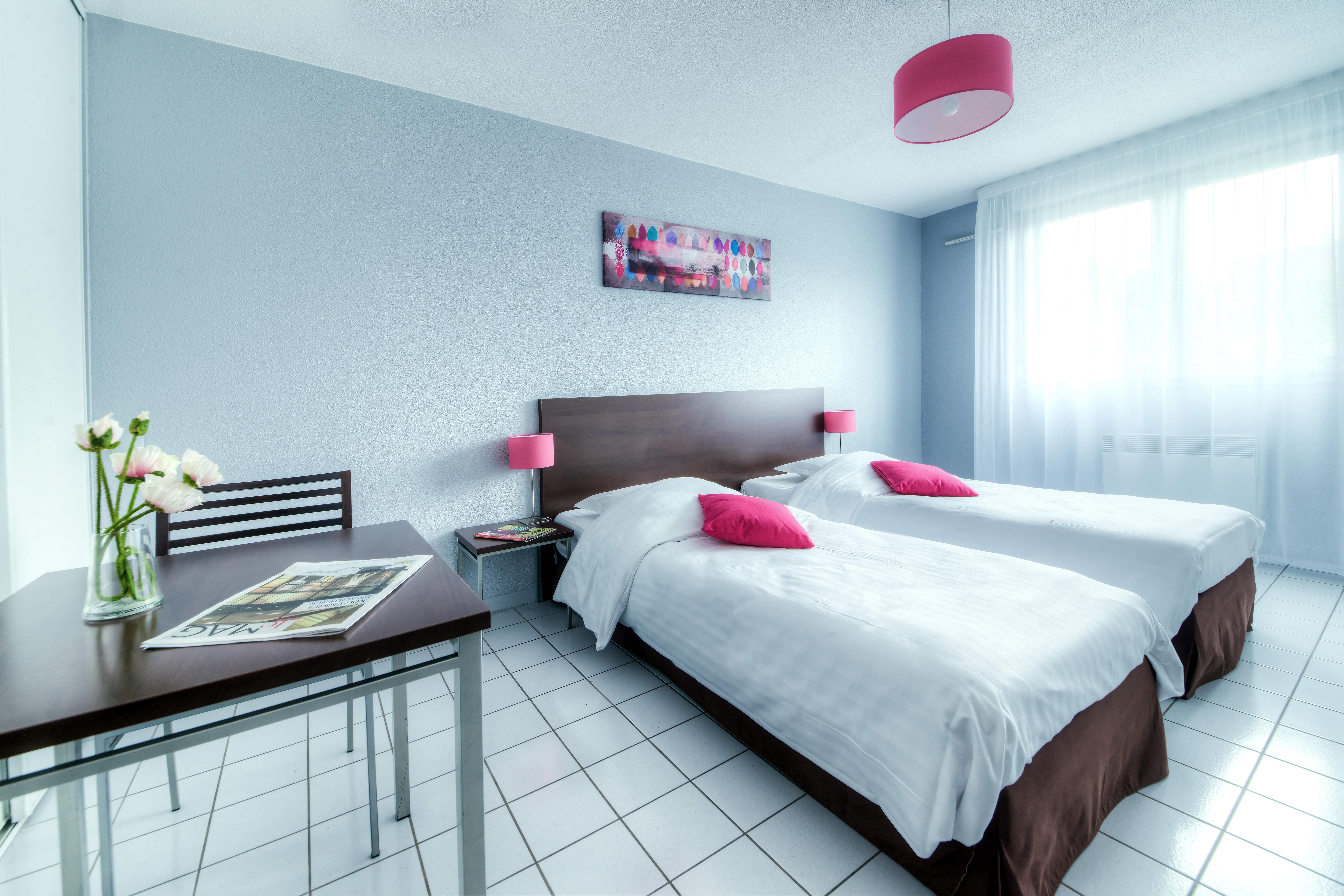 Zenitude Hôtel-Résidences La City Besançon Esterno foto