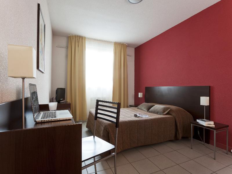 Zenitude Hôtel-Résidences La City Besançon Esterno foto