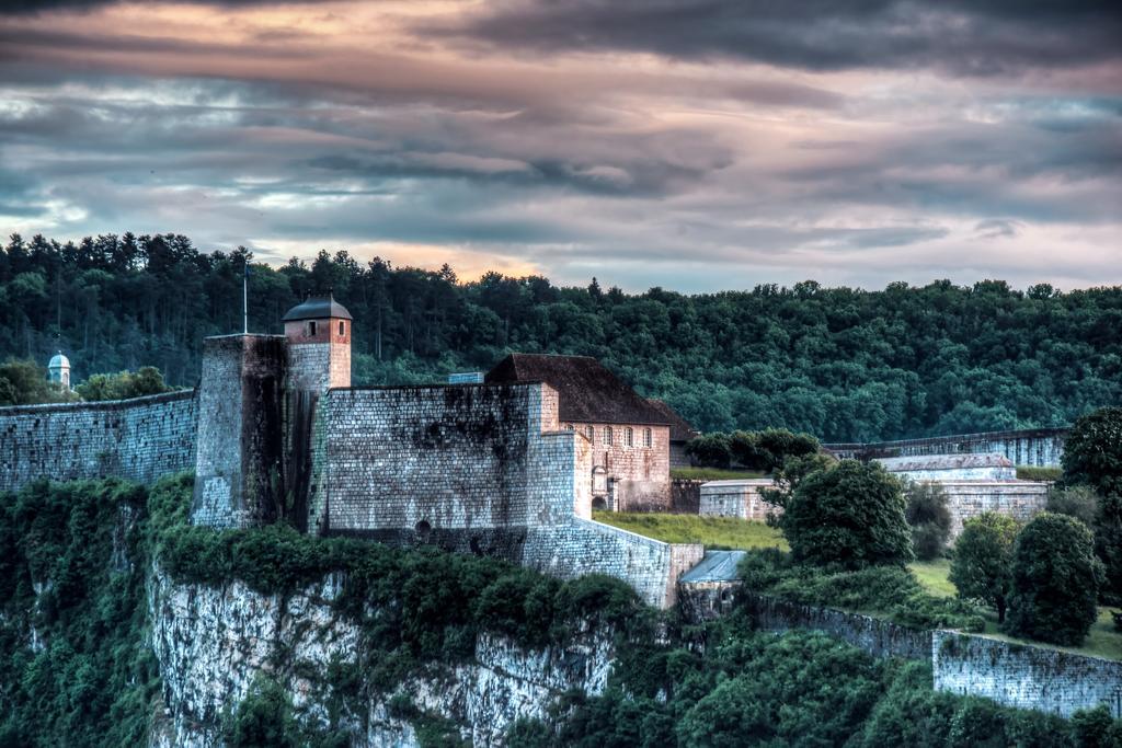 Zenitude Hôtel-Résidences La City Besançon Esterno foto